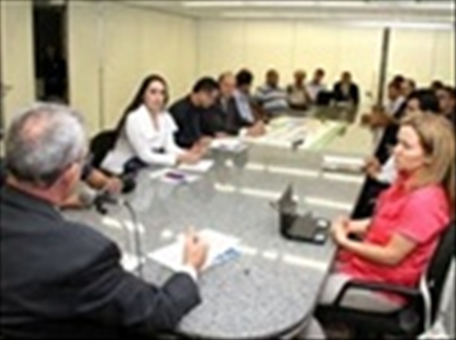SINPEF/MS ENCAMINHA OFÍCIO AO OUVIDOR-GERAL DA CÂMARA DOS DEPUTADOS