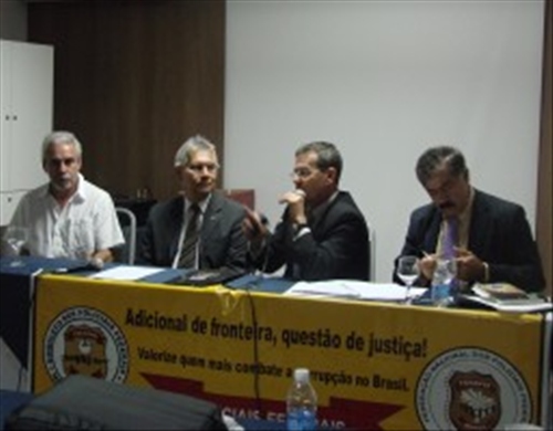 Fenapef e sindicatos encerram Assembleia » 








