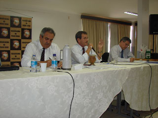 Novas estratégias de mobilização são discutidas na AGE »